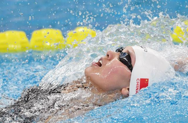 半岛体育官方网站-张雨霏完成今日第三赛 中国泳队多个单项完成晋级