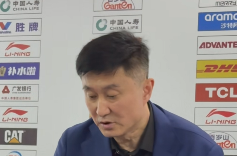 半岛体育官网-输福建发布会！杜锋与胡明轩直指没做好季后赛准备，肯定拉科表现